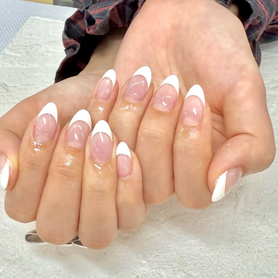 ネイル MAXKELLY正池 白フレンチ募集🕊️のネイルデザイン