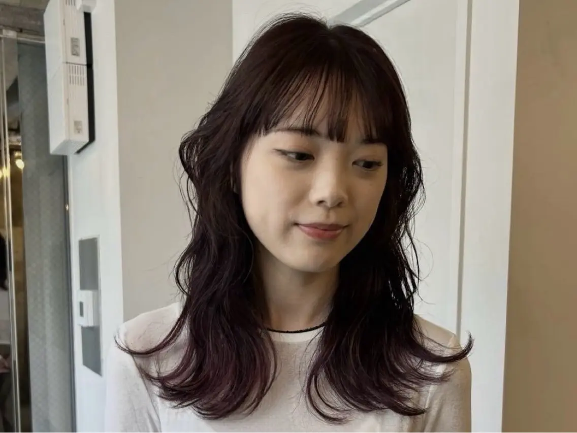 ロング カラー ヘアカラー トリートメント momona english okのヘアスタイル