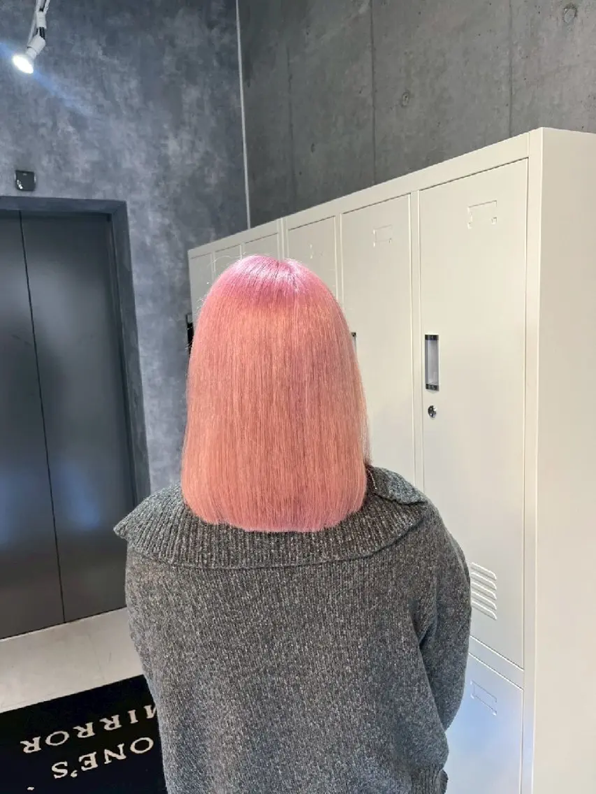 カラー ミディアム 地雷系🎀ハイトーン 💙荒川結星のヘアスタイル