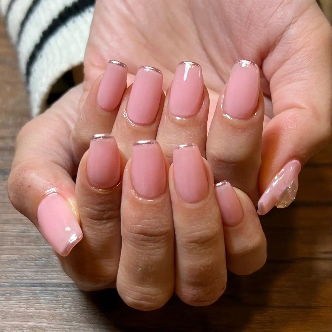 ネイル ハンドネイル HENRIETTA NAILSALONのネイルデザイン