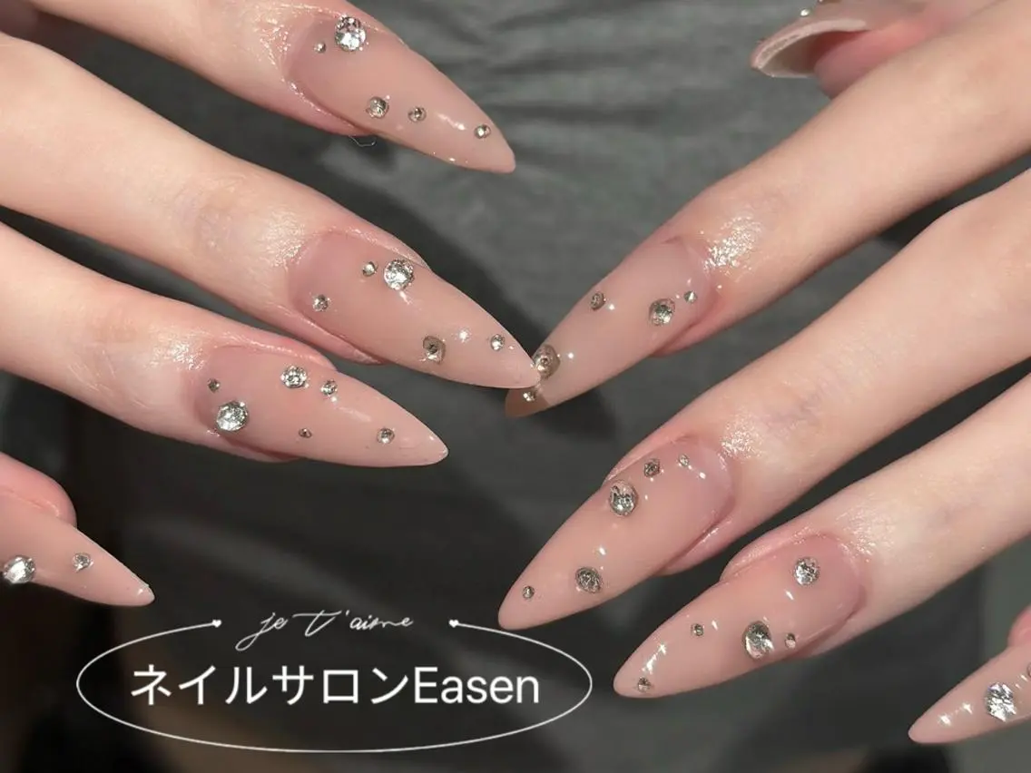 ネイル ネイルサロン Easenのネイルデザイン