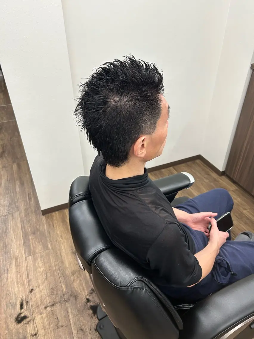 ショート メンズ モヒカン ソフトモヒカン 馬上 拓海のヘアスタイル