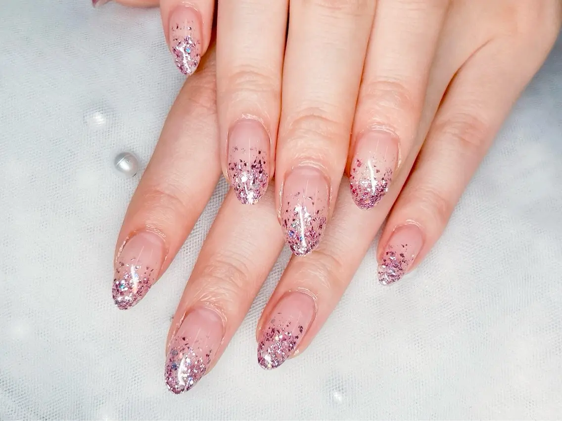 ネイル ジェルネイル マグネットネイル ニュアンスネイル オフィスネイル パラジェル ハンドネイル Salon GEM(ジェム)のネイルデザイン