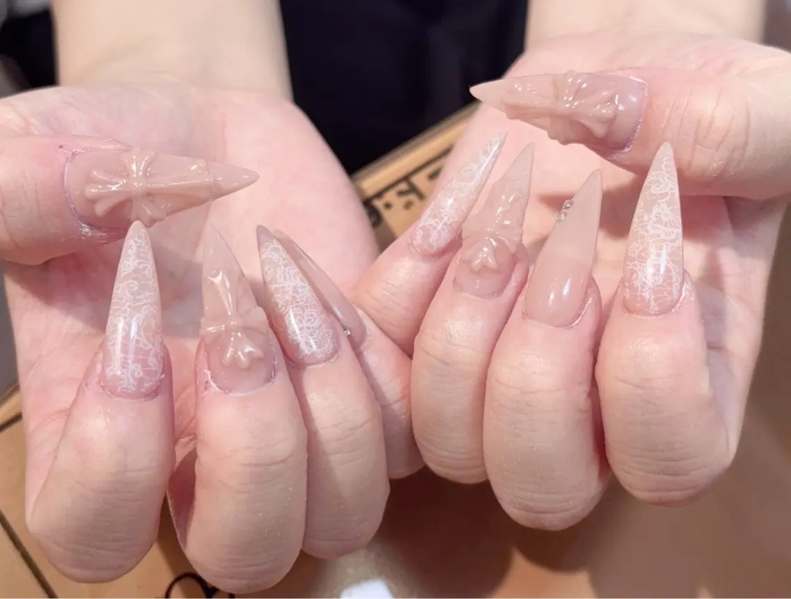 ネイル アートネイル オーロラネイル チークネイル 長さ出し フレンチネイル ハンドネイル ハンドケア Yumi Nail Seiのネイルデザイン