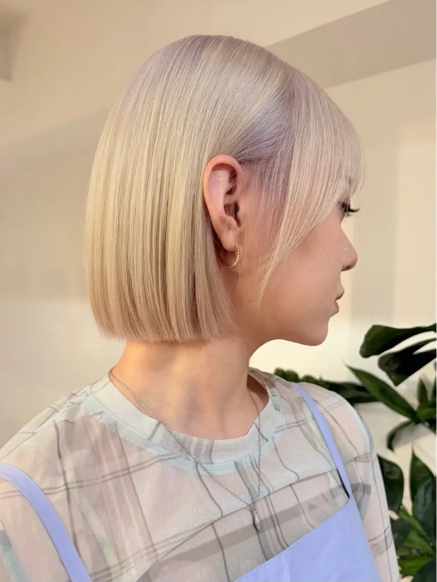 ショート カラー ヘアカラー トリートメント ハッシュカット&艶々 ハイトーン/ミワのヘアスタイル