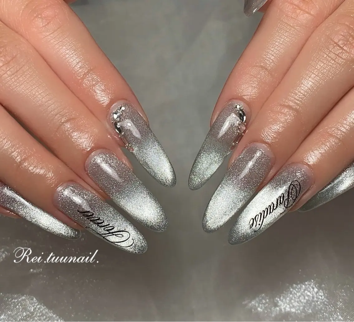 ネイル フラッシュネイル フットネイル フレンチネイル グラデーション マグネットネイル Nailsalon / Rei.tuuのネイルデザイン