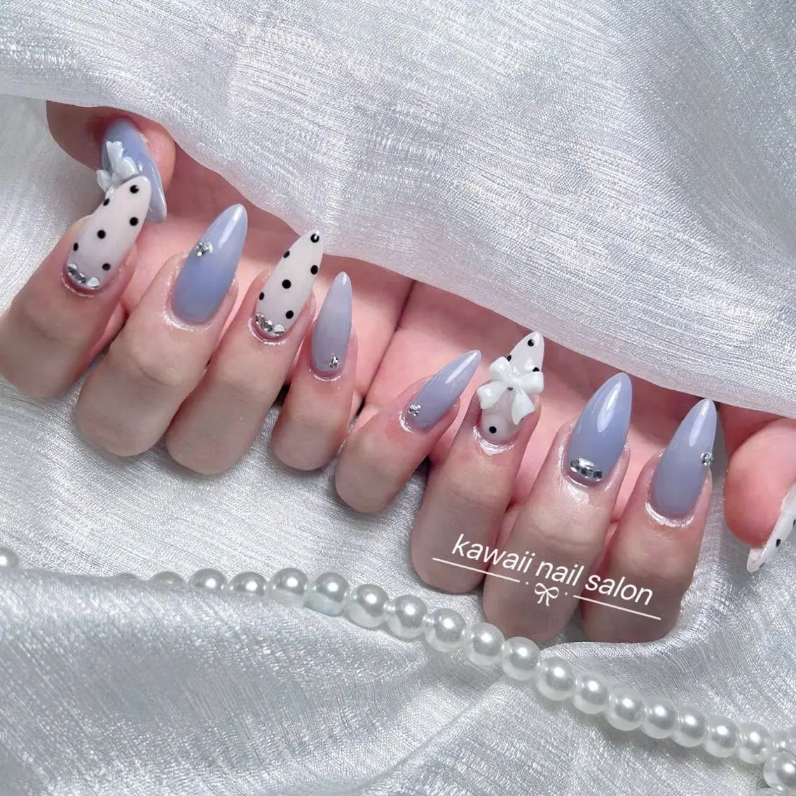 ネイル ドット フレンチネイル 韓国ネイル マグネットネイル オフィスネイル Kawaii Nail Salonのネイルデザイン