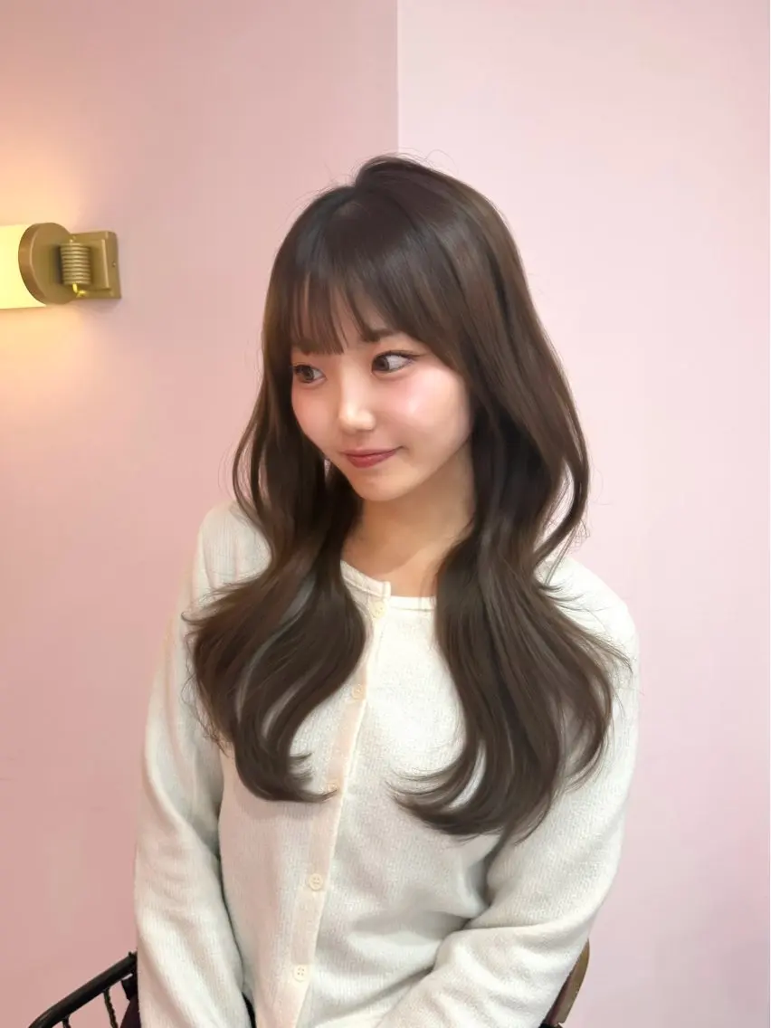 似合わせ✨小顔効果抜群❣️前髪顔まわりカット✖️韓国風巻きおろし💖の写真