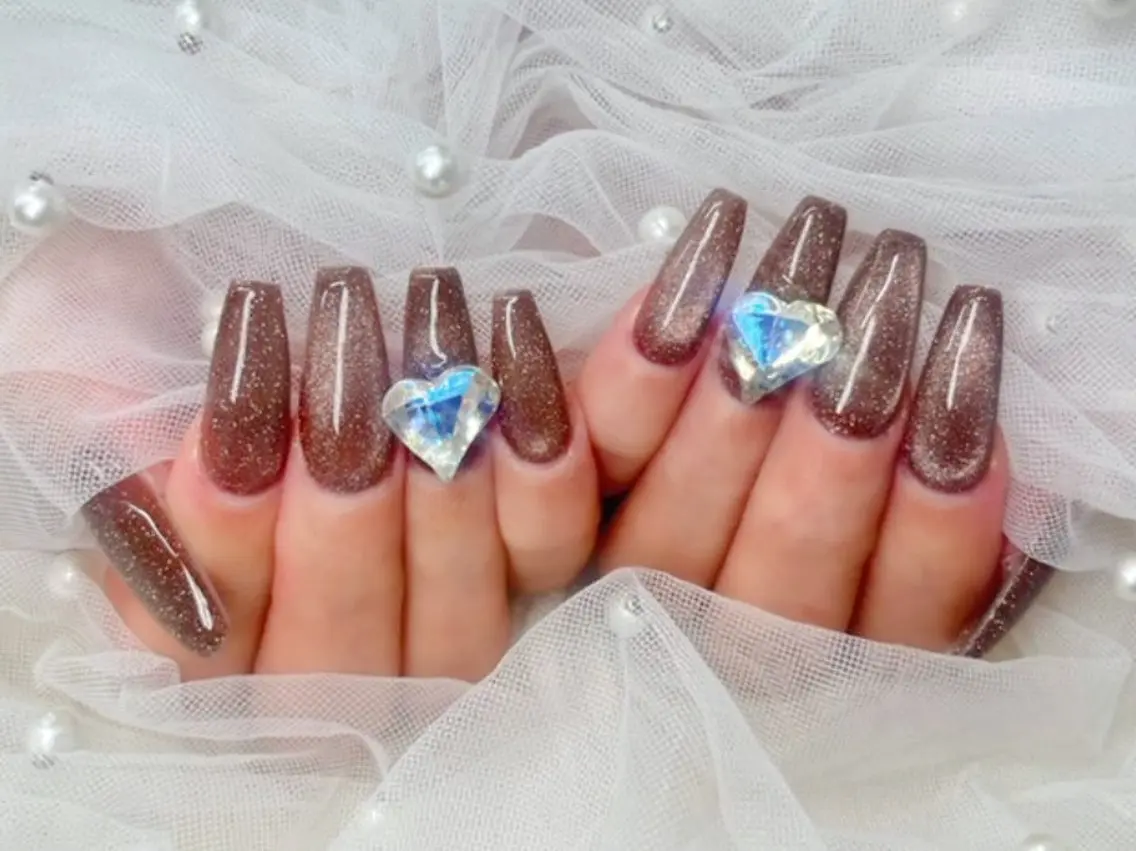 ネイル 長さ出し フラッシュネイル フレンチネイル ジェルネイル キラキラネイル Chouette Nailのネイルデザイン