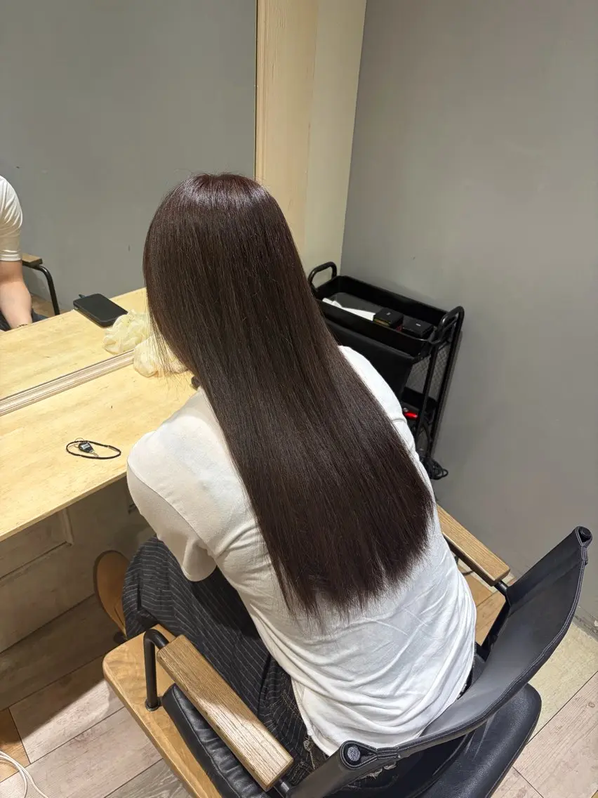 ロング ヘアカラー 💜🦋 COCONA🦋💜のヘアスタイル