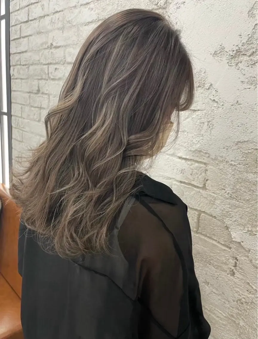 ロング カラー 透明感カラー グレージュ 🍑メンズモテヘア MOE🍑のヘアスタイル