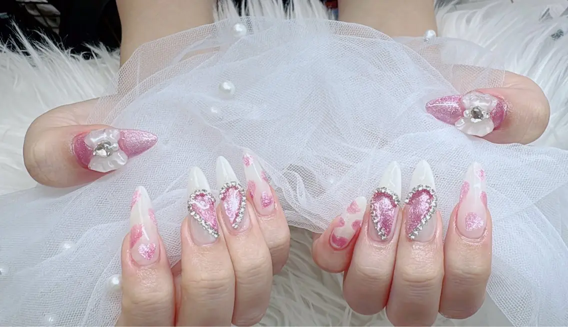 ネイル ハンドネイル ハンドケア MoonNail ナナのネイルデザイン