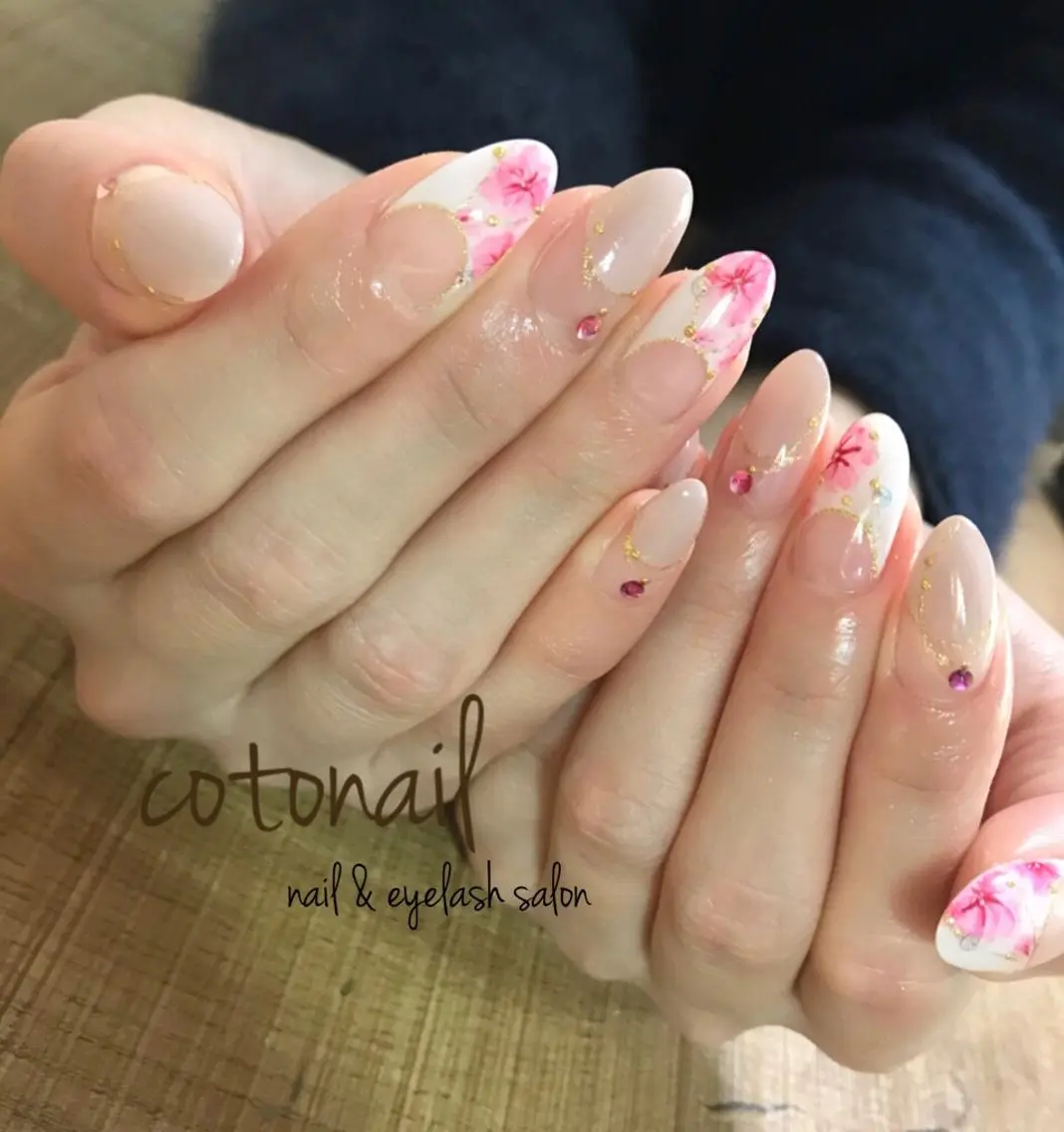 セミロング ネイル アートネイル ハンドネイル ツメトマツゲ .のネイルデザイン