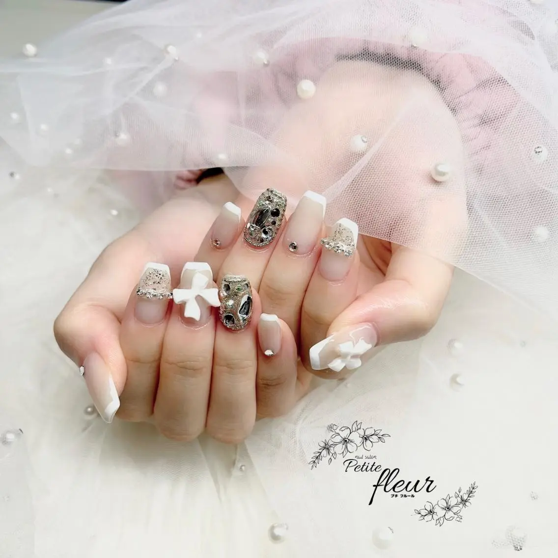 ネイル フレンチネイル ❁⃘*。Petite fleur❁⃘*りさのネイルデザイン
