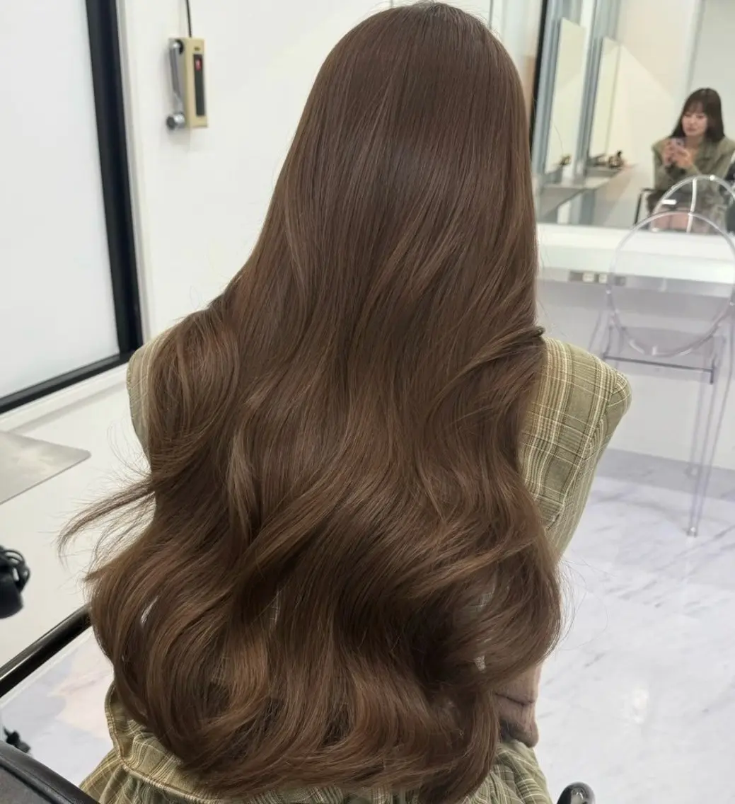 ロング 韓国風ヘア カット ヘアカラー トリートメント 🤍髪質改善 🤍透明感カラー🤍のヘアスタイル
