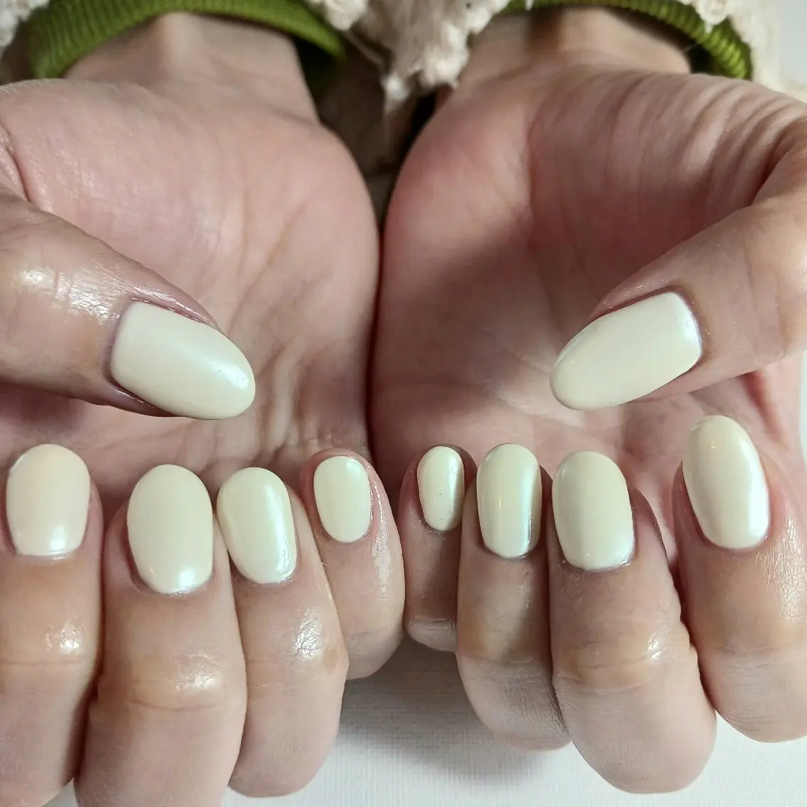ネイル オーロラネイル ジェルネイル ミラーネイル ワンカラーネイル シンプルネイル ハンドネイル owlnail /持込みデザイン専門のネイルデザイン