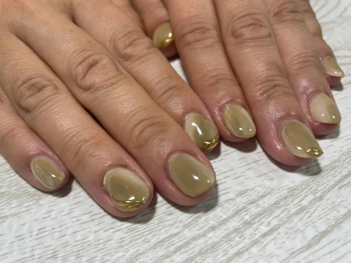 ネイル ハンドネイル Ulu Nail 🌱MOMOKAのネイルデザイン