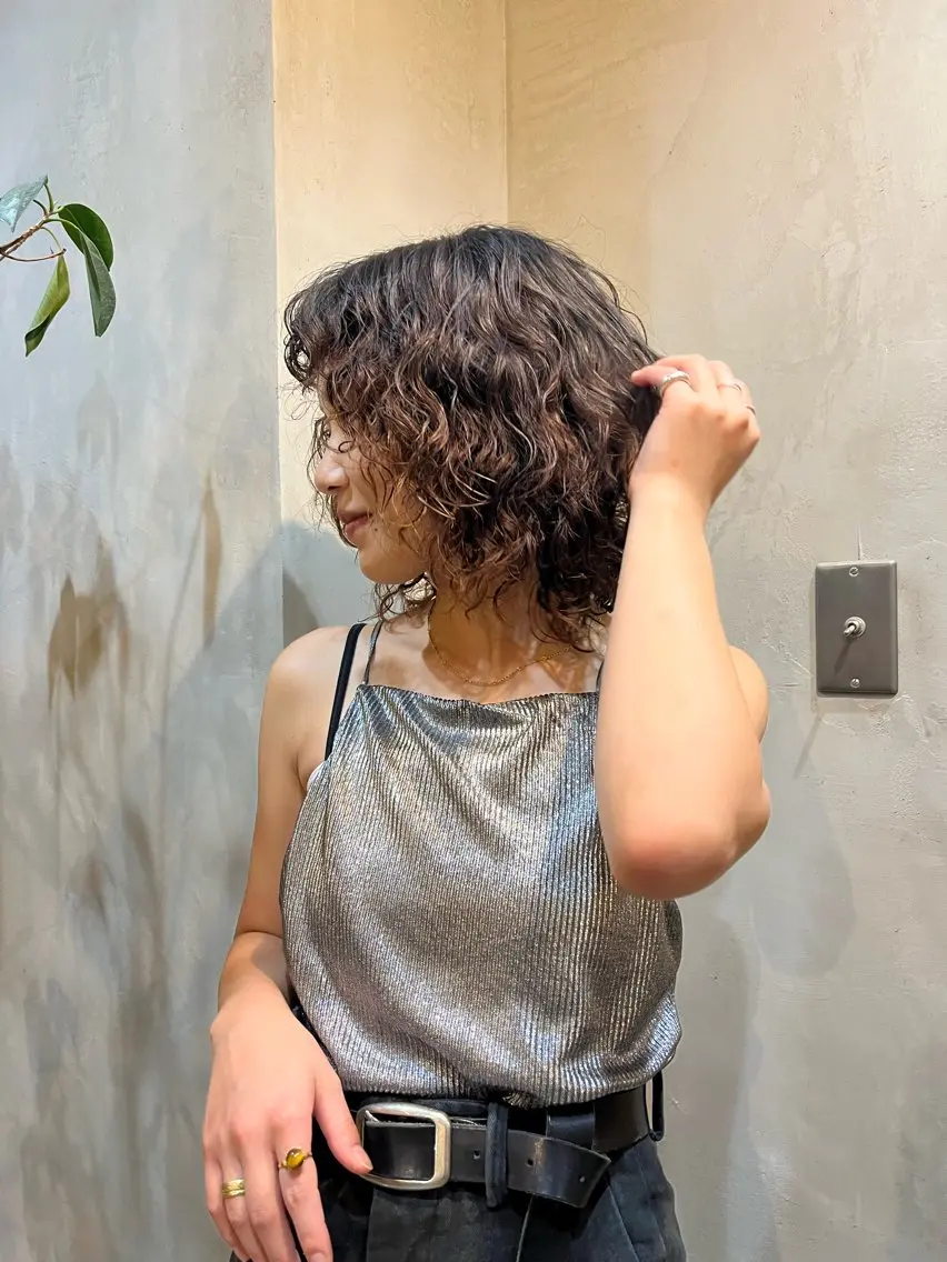 ミディアム パーマ カット パーマ トリートメント 中目黒 akaneのヘアスタイル