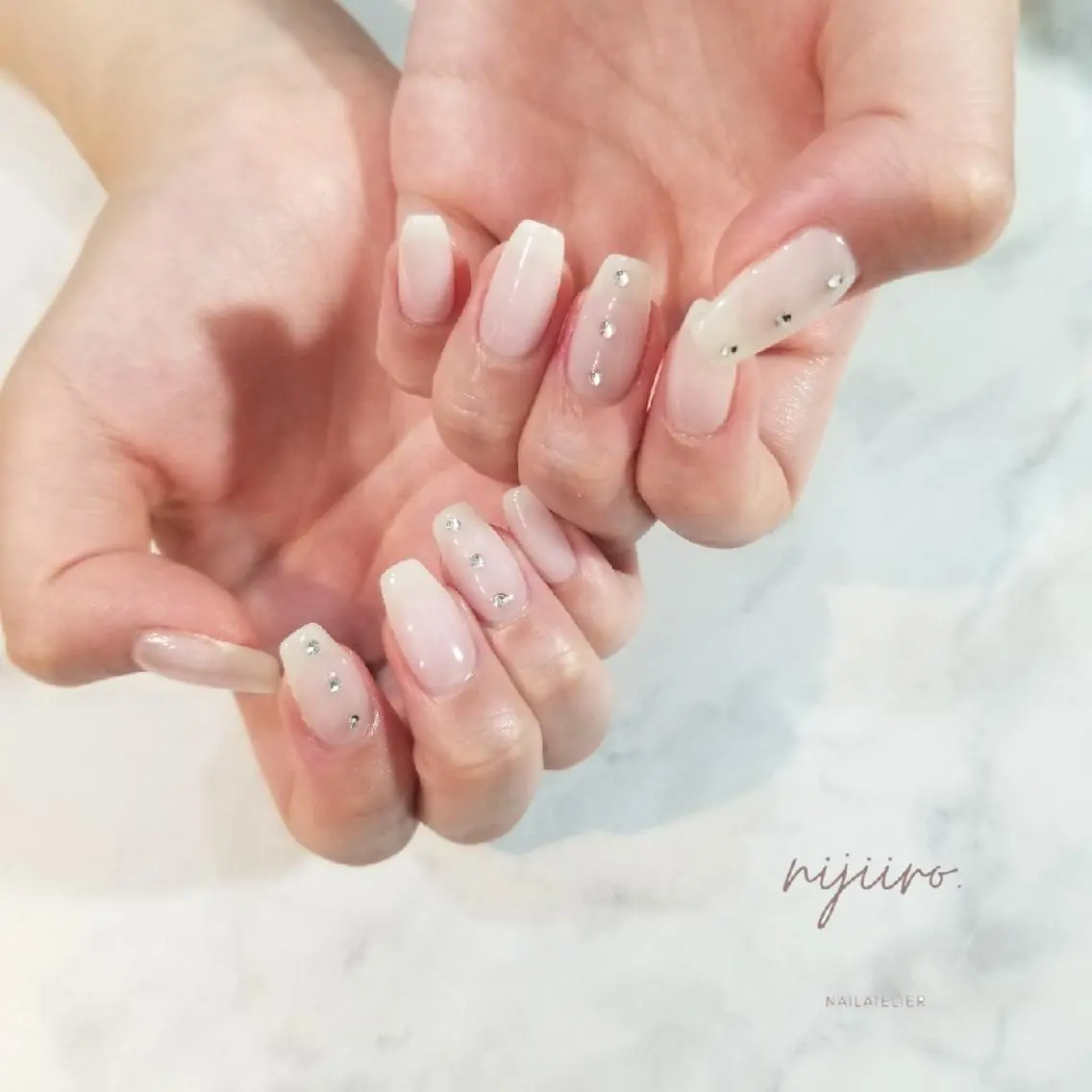 ネイル ハンドネイル nijiiro🌈 サトウのネイルデザイン