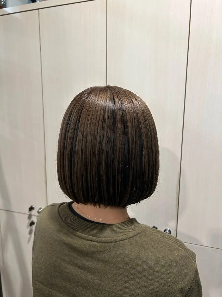 ショート カット やなぎさわ はるなのヘアスタイル