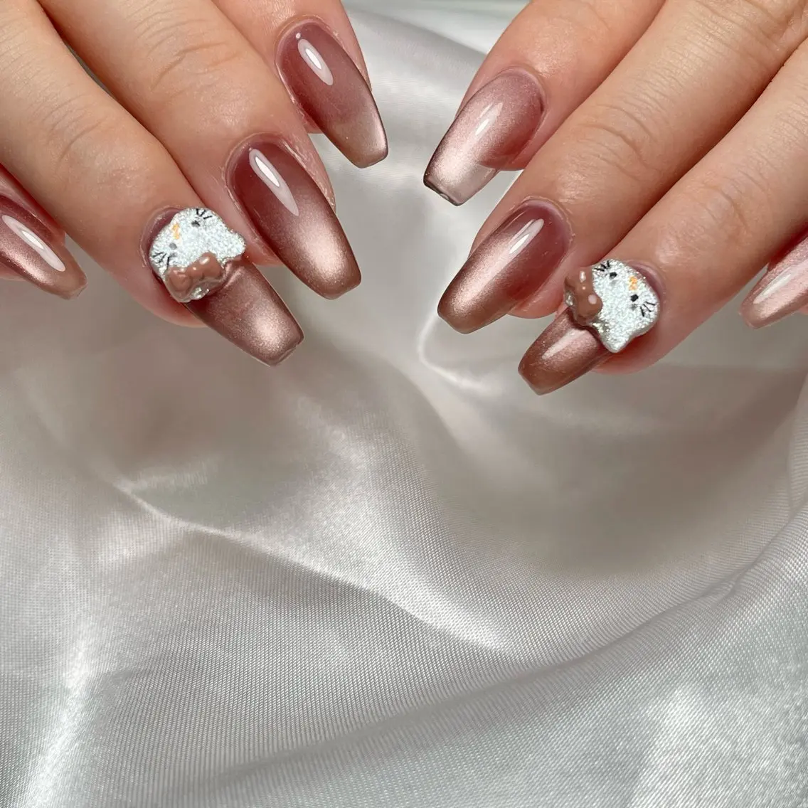 ネイル アートネイル 長さ出し マグネットネイル 持ち込み ハンドネイル RE SALONのネイルデザイン