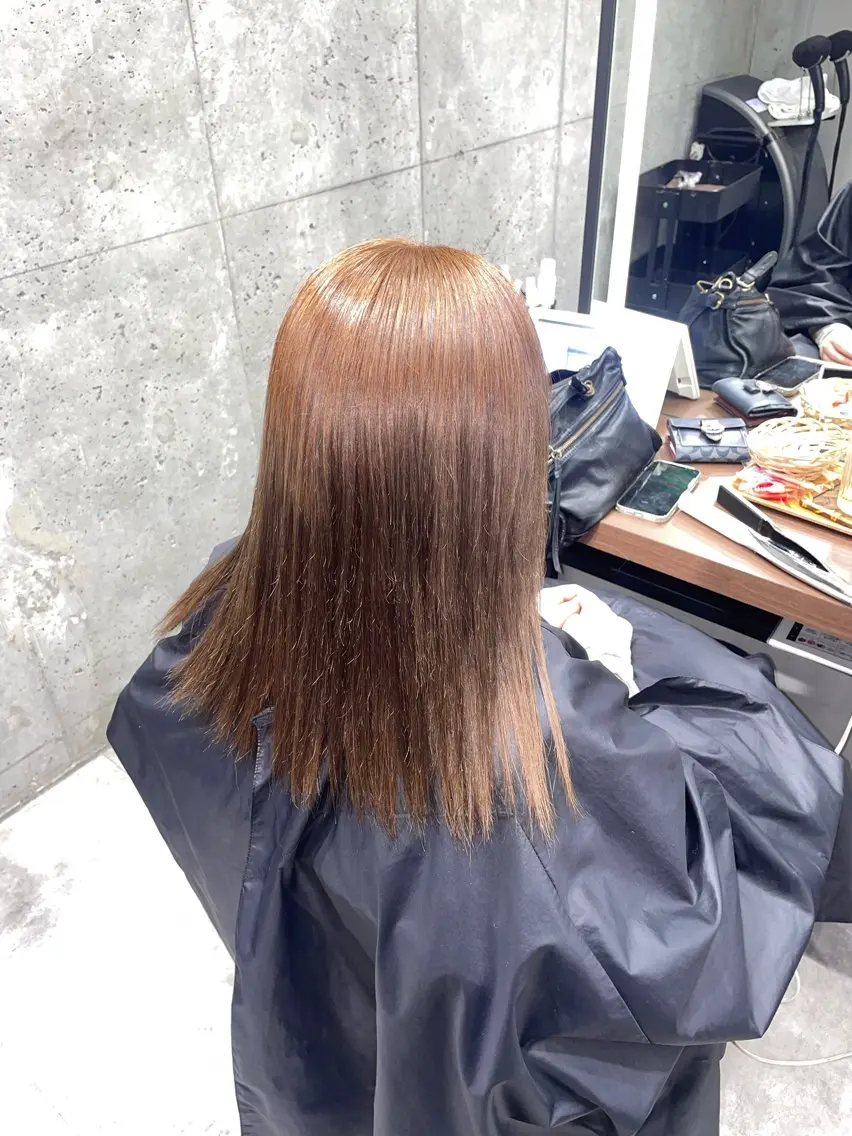 カラー ベージュカラー ブリーチ 透明感カラー ブリーチなしカラー オリーブベージュ ヘアカラー トリートメント 暖色/ハイトーン/ カラー/HBLのヘアスタイル