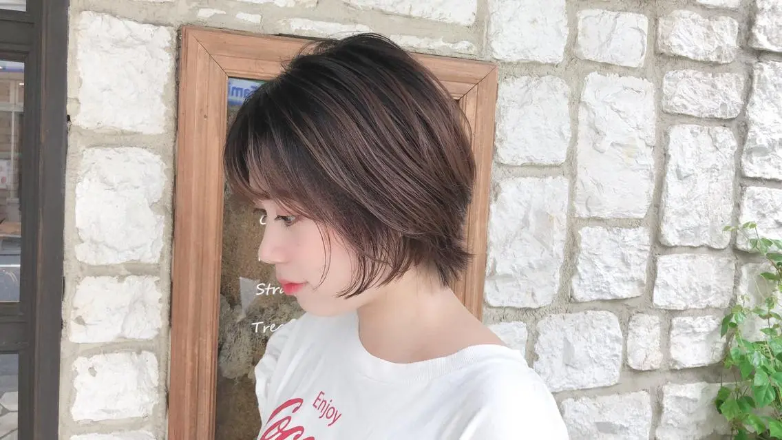 ショート カラー パーマ ヘアアレンジ メンズ キッズ ネイル マツエク・マツパ ベージュカラー ラベンダーカラー ラベンダーベージュ ショートヘア ショートネイル カット 髪質改善/透明感 OAK兵庫のヘアスタイル