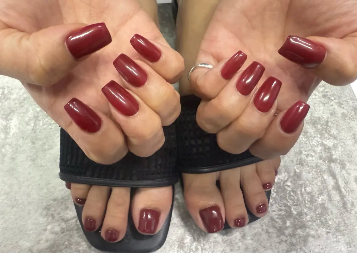 ネイル フットネイル ワンカラーネイル k+1💅🏻 miyukiのネイルデザイン