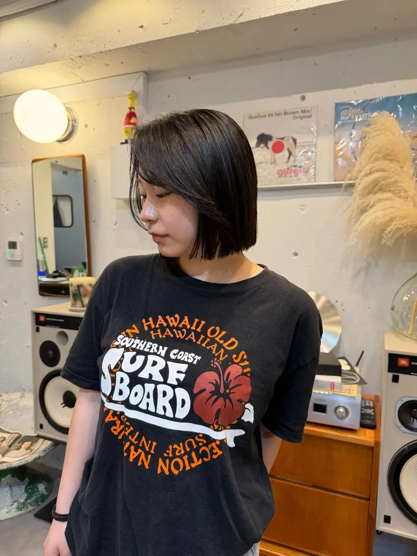 ショート カラー 切りっぱなしボブ 黒髪 ナチュラルブラック ボブ カット ヘアカラー トリートメント 黒田 千晴のヘアスタイル