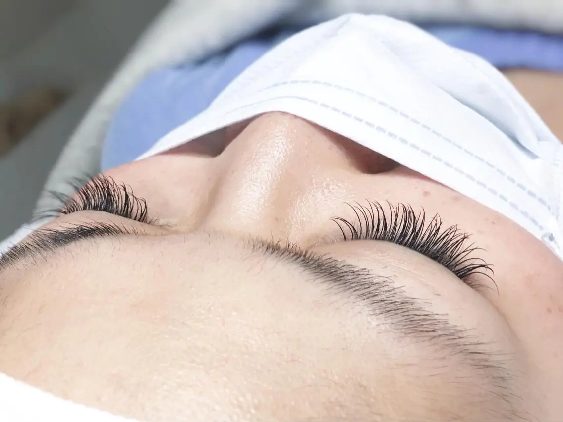 ミディアム カラー パーマ ヘアアレンジ メンズ キッズ ネイル マツエク・マツパ brille ~eyelash~のヘアスタイル
