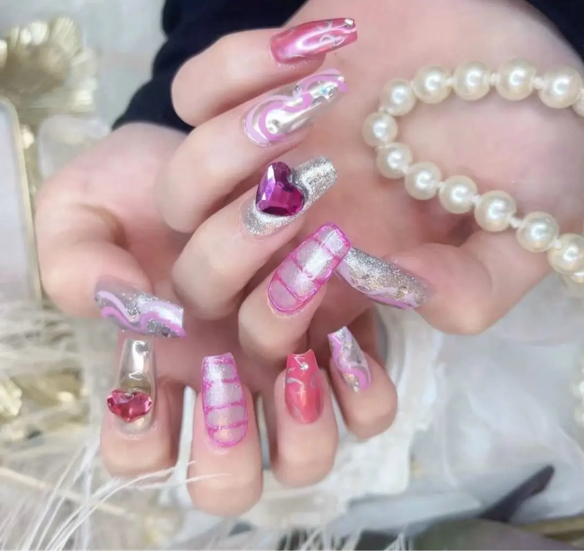 ネイル アートネイル フットネイル ジェルネイル ハート マグネットネイル Babarla Nailのネイルデザイン