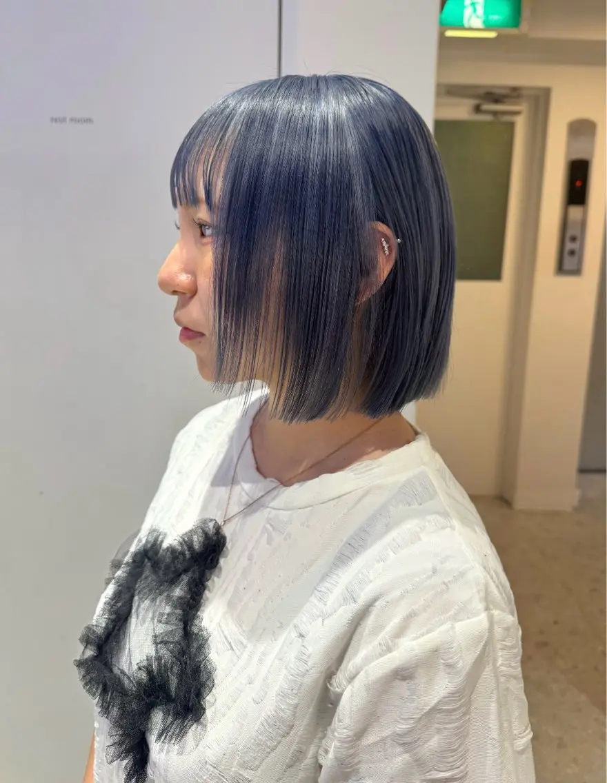 ショート カラー ブリーチ ヘアカラー トリートメント Ami/艶カラー/ レイヤー/ハイトーンのヘアスタイル