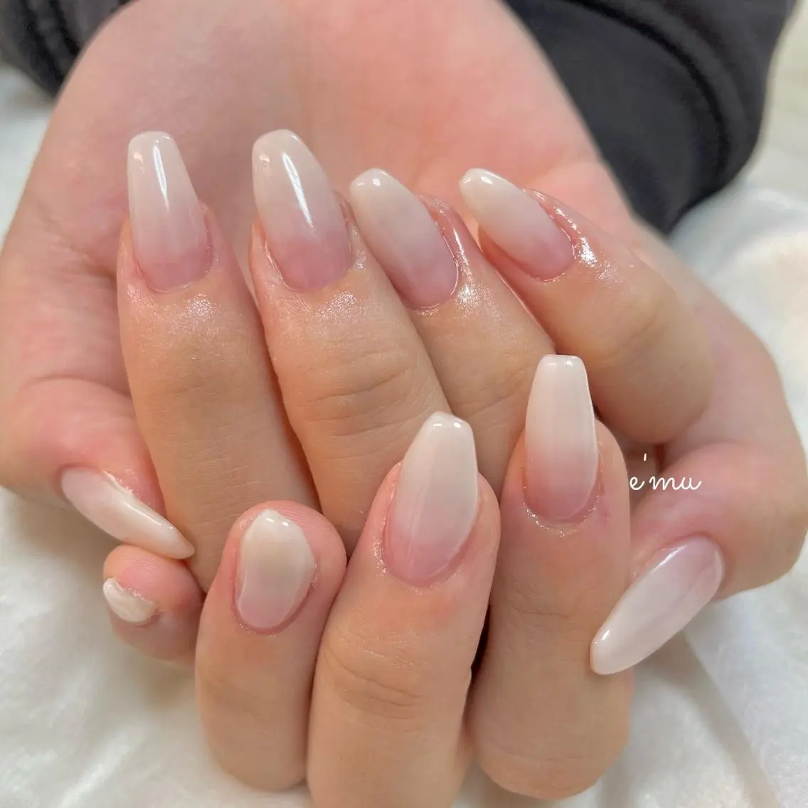 ネイル シンプルネイル ハンドネイル nail salon e'mu💐のネイルデザイン