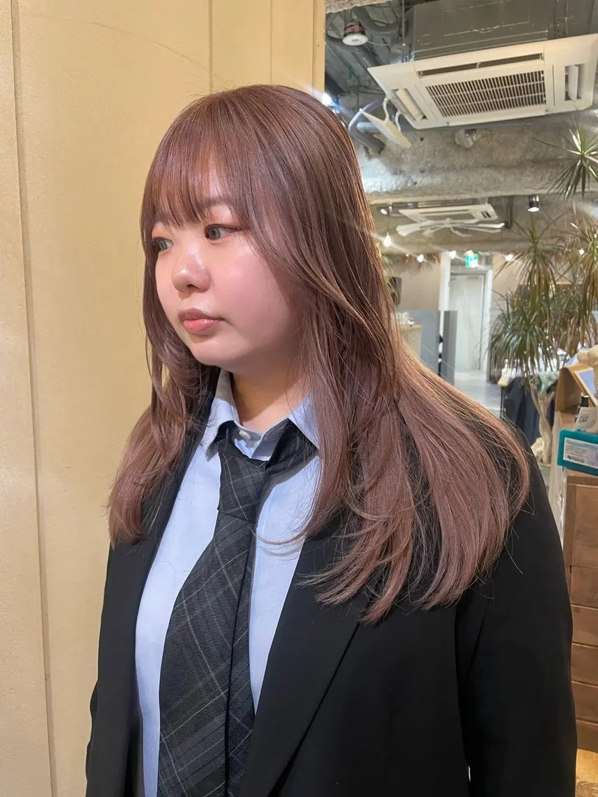 ロング カラー ピンクカラー カット ヘアカラー トリートメント 狩野 羅夢のヘアスタイル