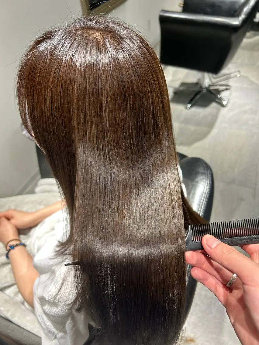 セミロング 髪質改善特化🫧 梶川　歩哉のヘアスタイル