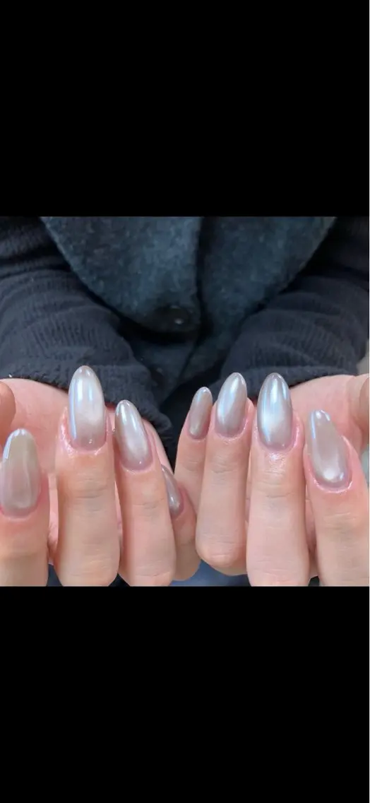 ネイル オーロラネイル 長さ出し フレンチネイル ジェルネイル ガラスフレンチ ハンドネイル Rela・S NAILのネイルデザイン