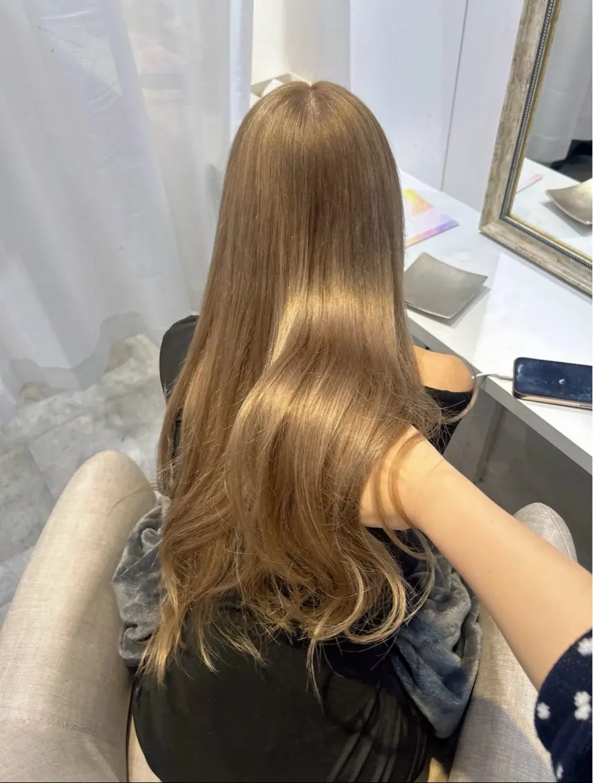 ロング 西山 るいのヘアスタイル