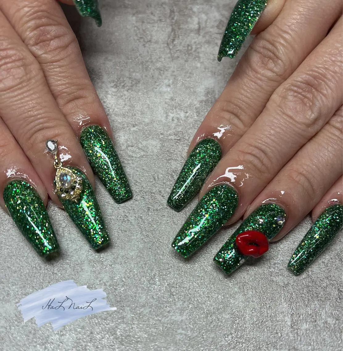 ネイル ハンドネイル HaL NaiLのネイルデザイン