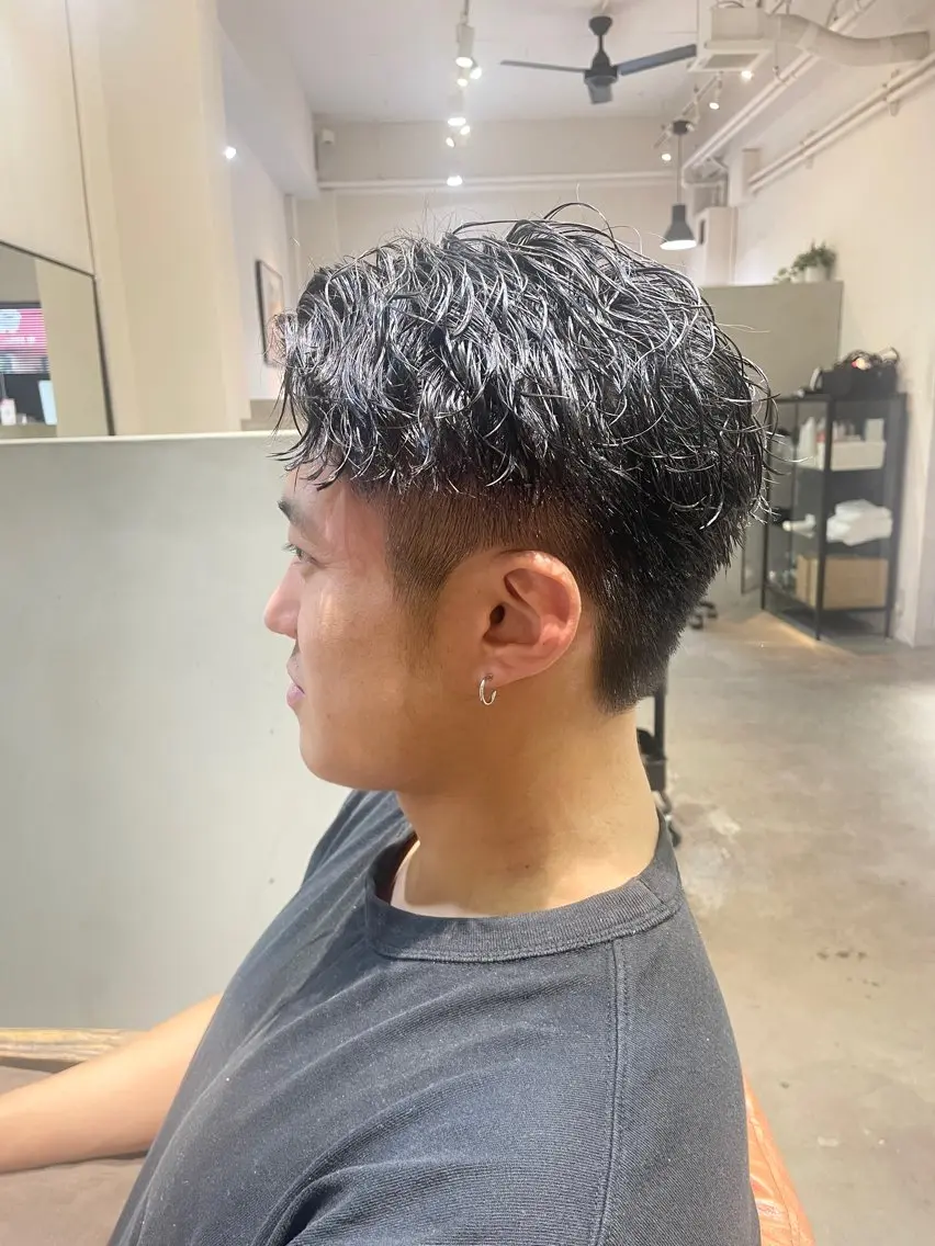 ショート 長谷川 黎のヘアスタイル