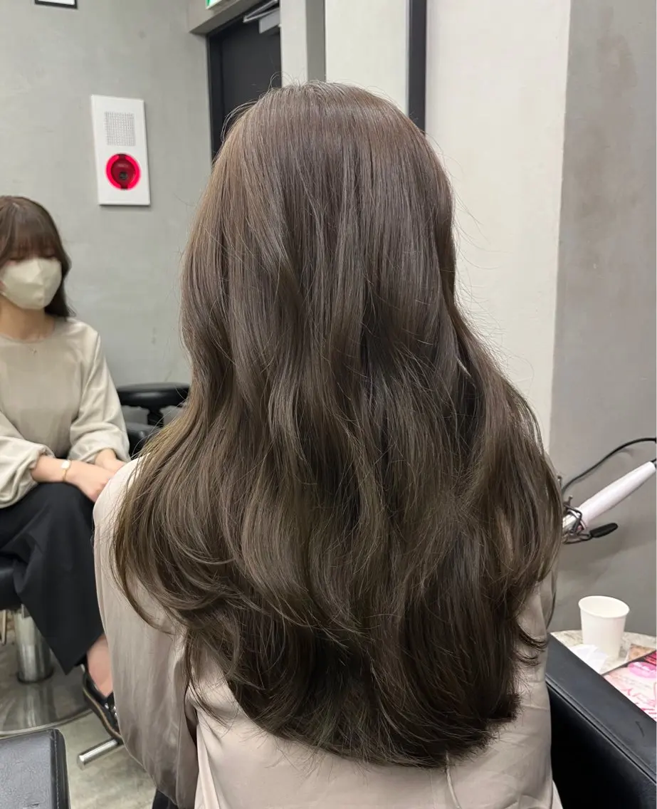 ロング カラー ヘアカラー 新宿/韓国ヘア/ 髪質改善ストレートのヘアスタイル