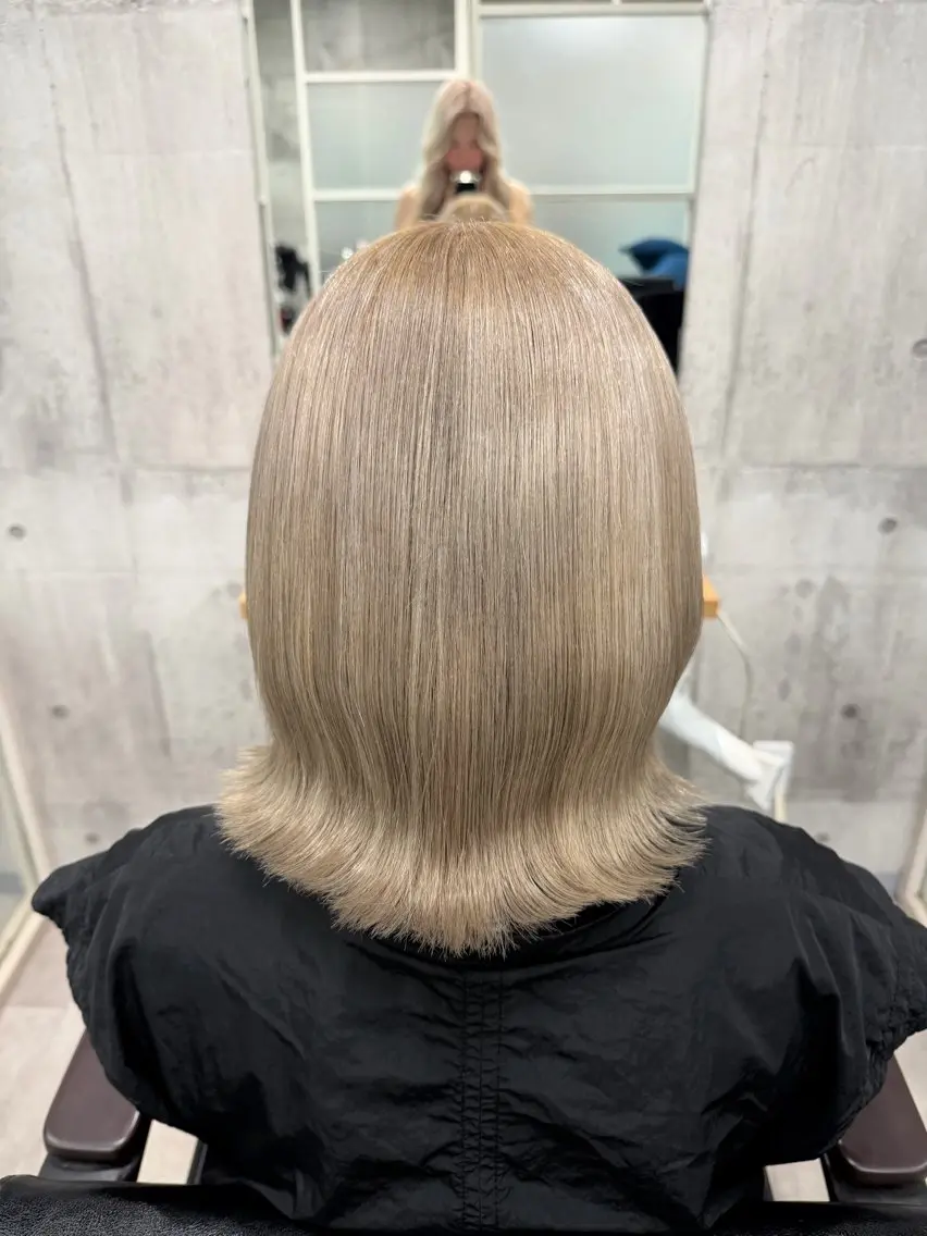 ロング カラー カット ヘアカラー トリートメント ヘアセット newi赤羽 HINATAのヘアスタイル