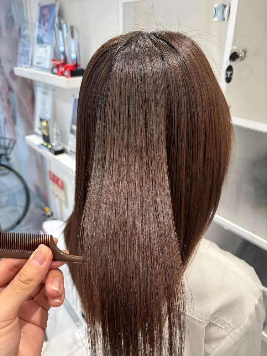 自然な仕上がりに【新規限定】カット＋ストレートの写真