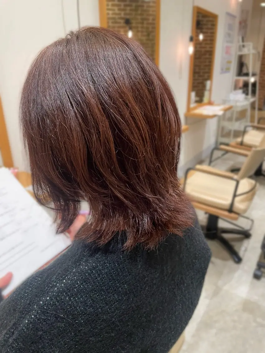 ミディアム ウルフカット 田中 ゆいかのヘアスタイル