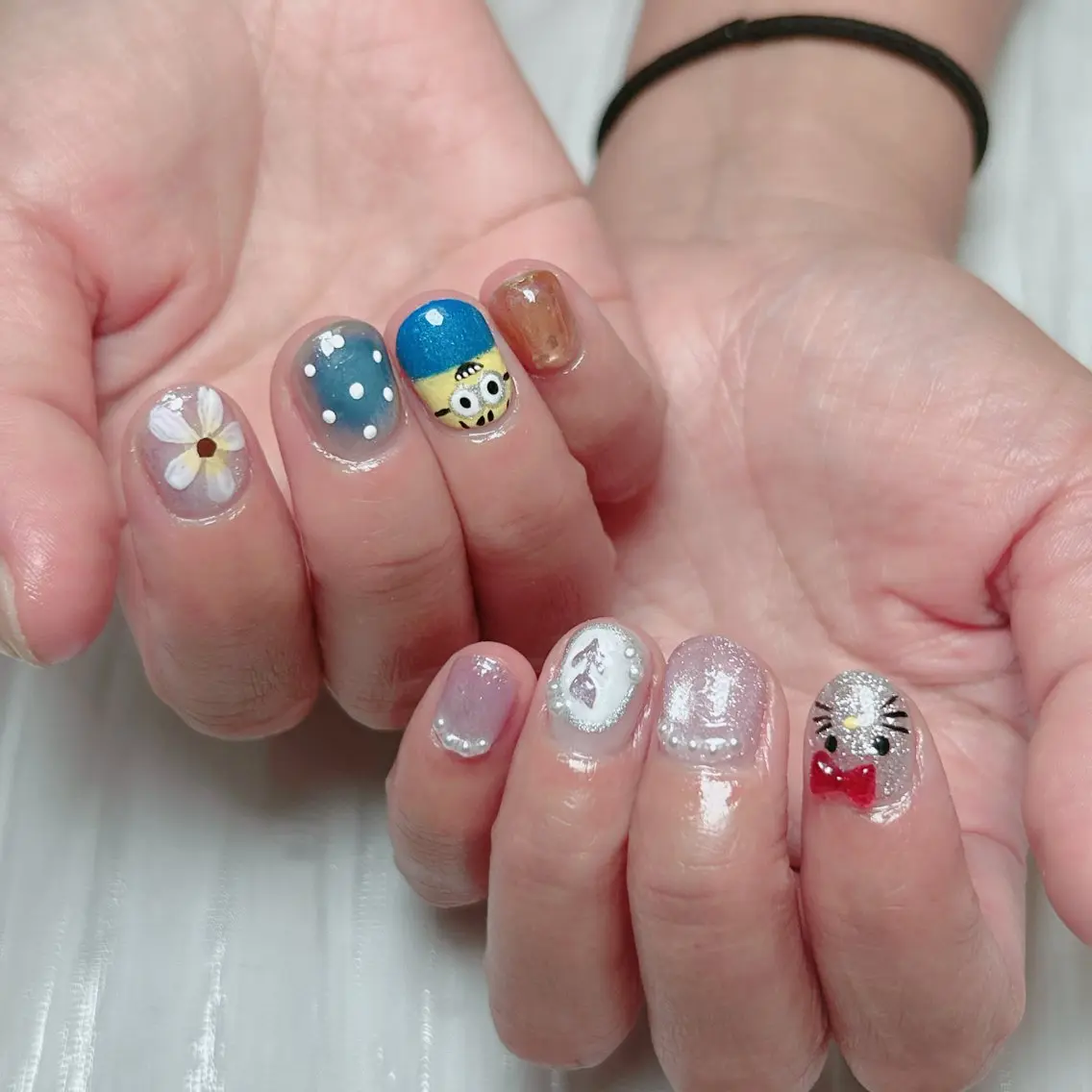 ネイル フレンチネイル ガラスフレンチ キラキラネイル 韓国ネイル ロングネイル ハンドネイル Cute Tips nailのネイルデザイン
