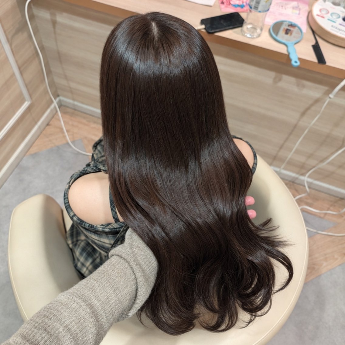 ロング カラー アッシュ ベージュカラー ヘアカラー トリートメント 🩰髪質改善/ 艶カラー/uta🩰のヘアスタイル