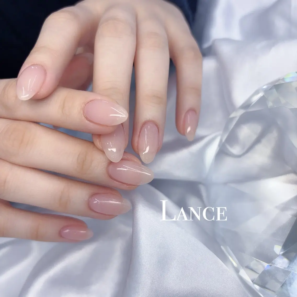 ネイル オーロラネイル フットネイル フレンチネイル ガラスフレンチ 氷ネイル・うるうるネイル ハンドネイル Lance nailのネイルデザイン