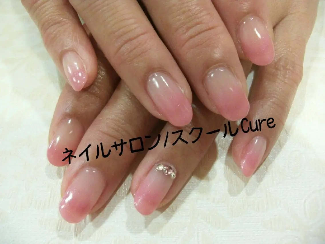 ミディアム ネイル ネイルサロン Cureのネイルデザイン