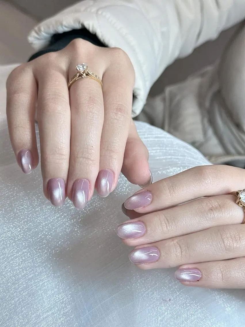 ネイル チークネイル フレンチネイル グラデーション キラキラネイル 韓国ネイル Minette nailHuongのネイルデザイン