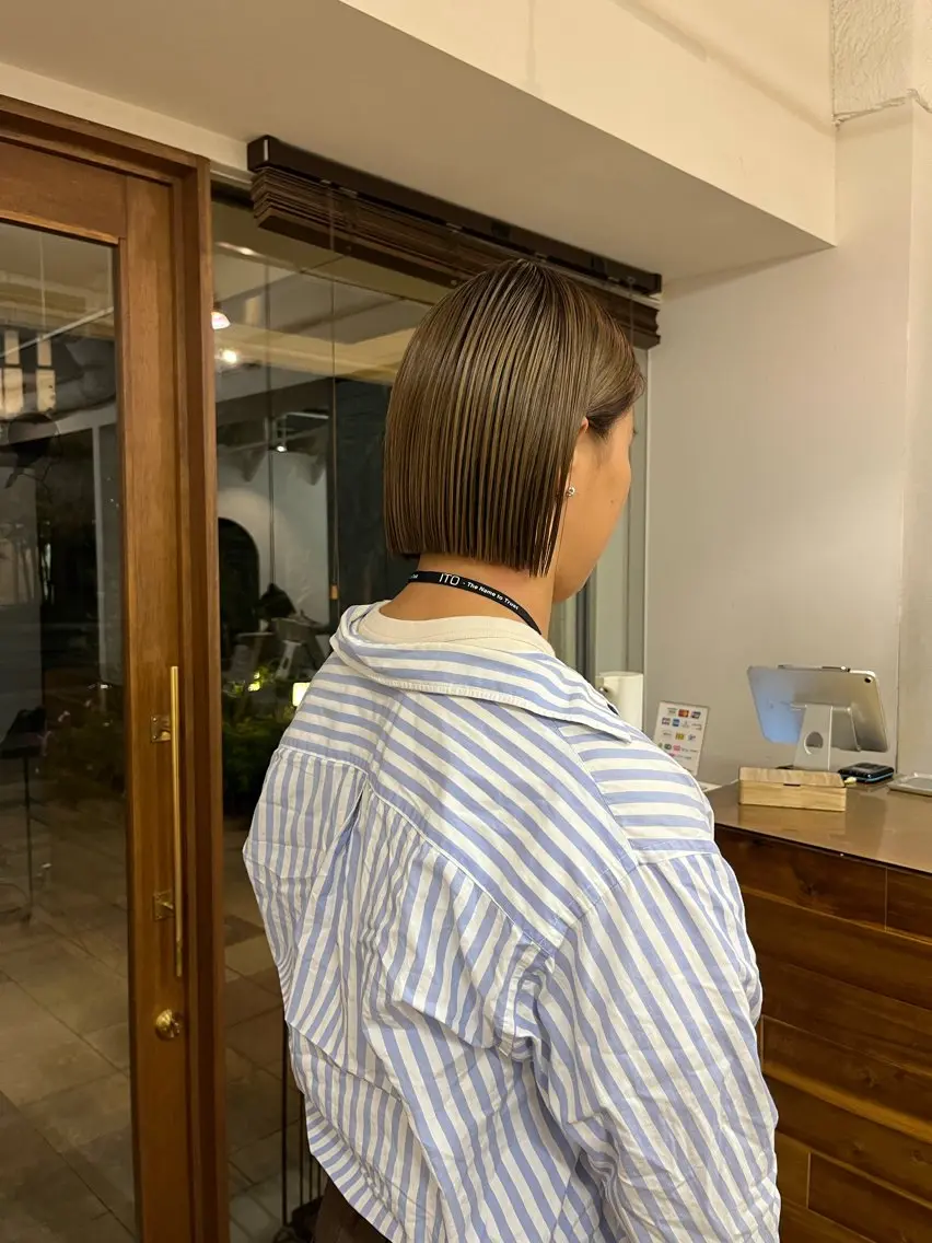 ショート ボブ カット 三浦 ふたばのヘアスタイル