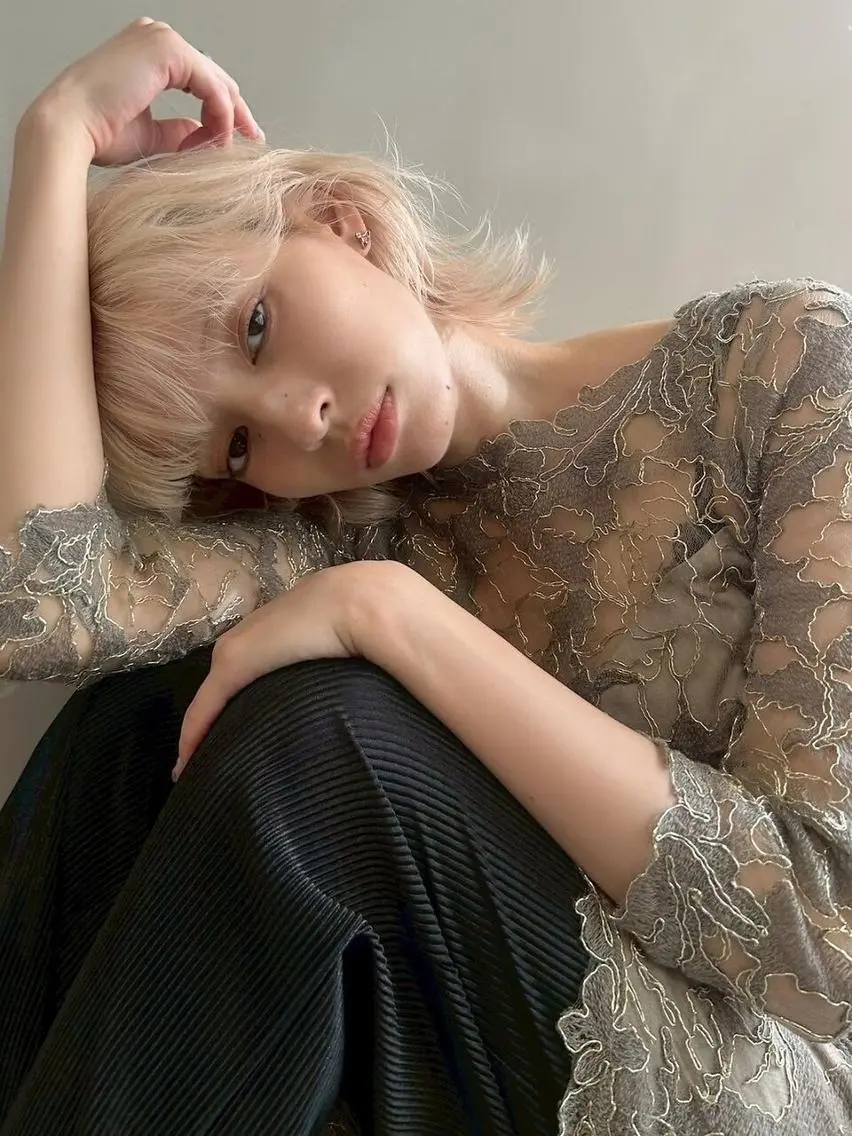【ショート​〜​ミディアムstyle限定】ブリーチ＋カラー+アミノリペアｔｒの写真